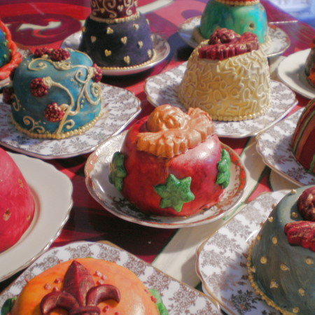 [christmas-cakes-1.jpg]