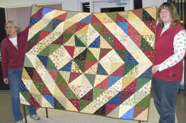 [Christmas+Quilt+finished.jpg]