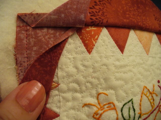 [mini+stitchery+binding+problem.jpg]