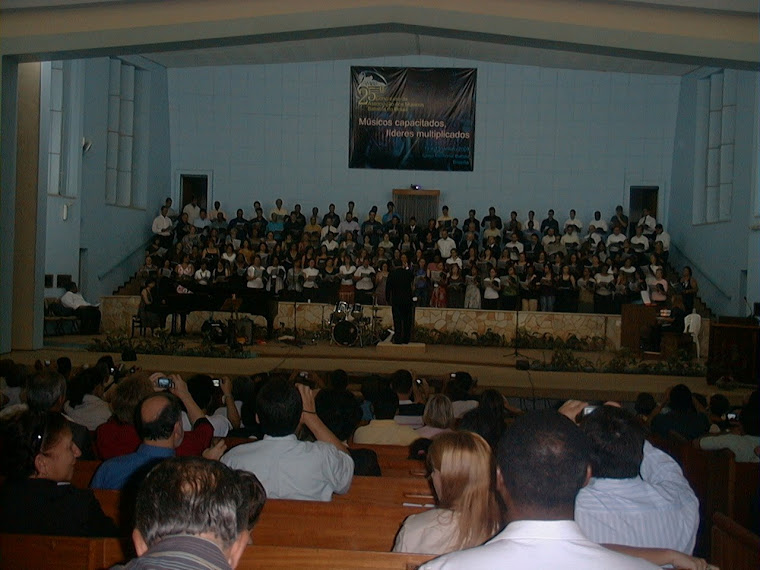 Coral Batista com mais de duzentas vozes