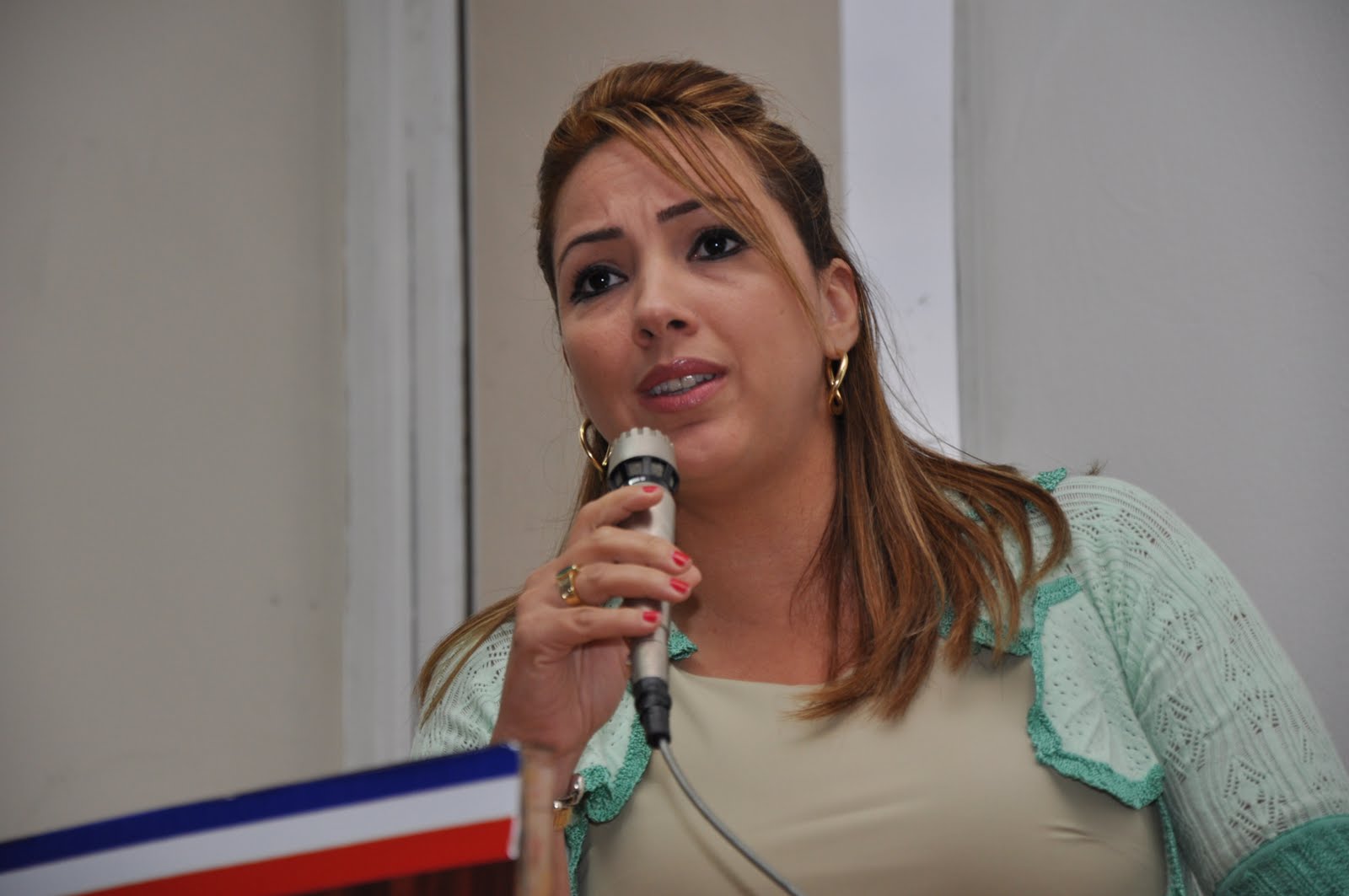 D` Economía & Sociedad KATHLEEN MARTINEZ TRAS LA REINA CLEOPATRA