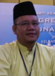 Pengarah Jabatan Latihan dan Komunikasi Selangor