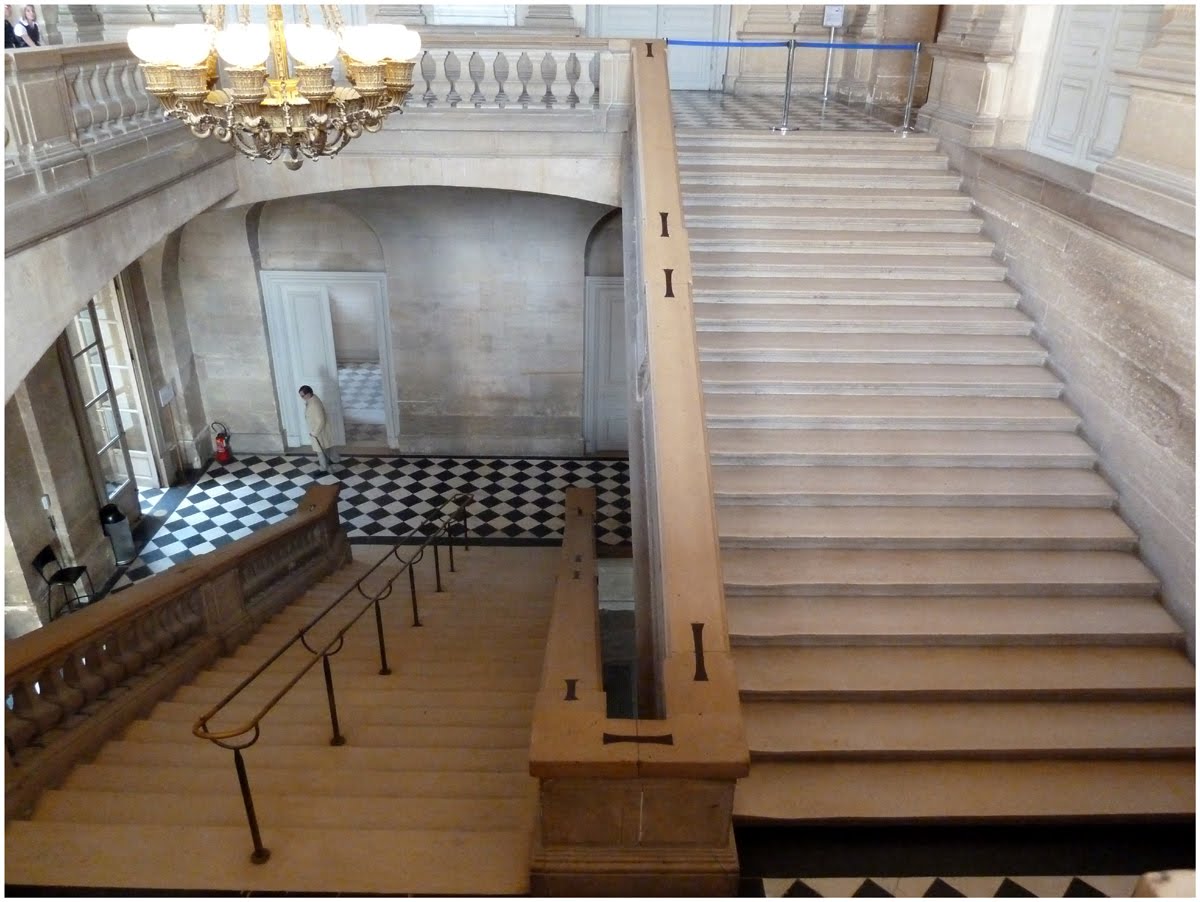 CERGIPONTIN: Château de Versailles : l'escalier des 