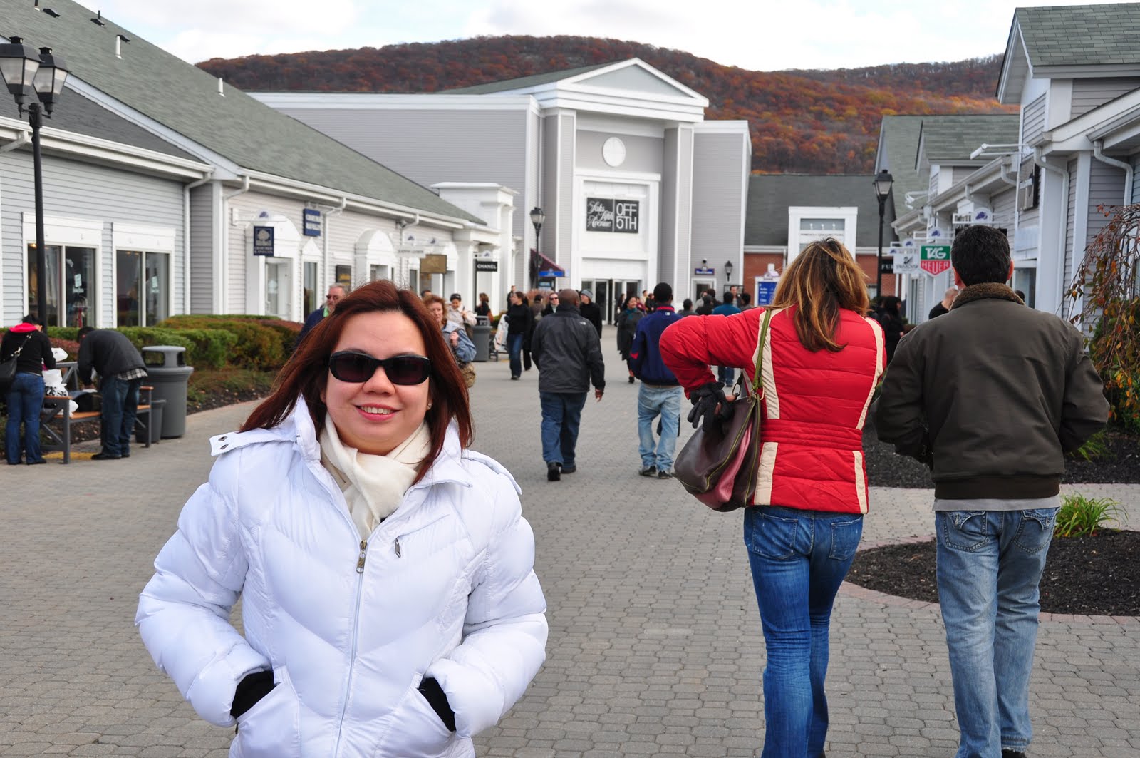 Le fang, le kwatsa! Woodbury Commons