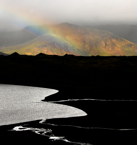 [rainbow+lake+iceland.jpg]
