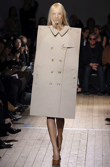 Clothes You Don't Need to Unfold (or Buy): Martin Margiela's Bizarre ...