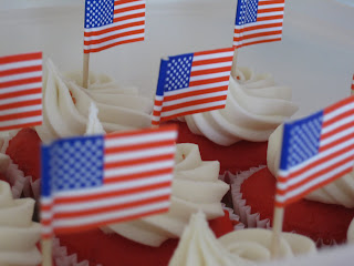 red white blue cupcakes