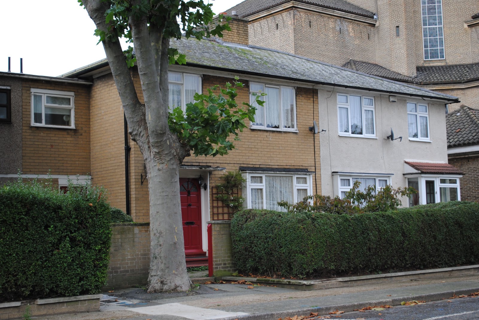 LOVE LONDON COUNCIL HOUSING Lansbury Estate, Poplar brought to you by the 1951 Festival of