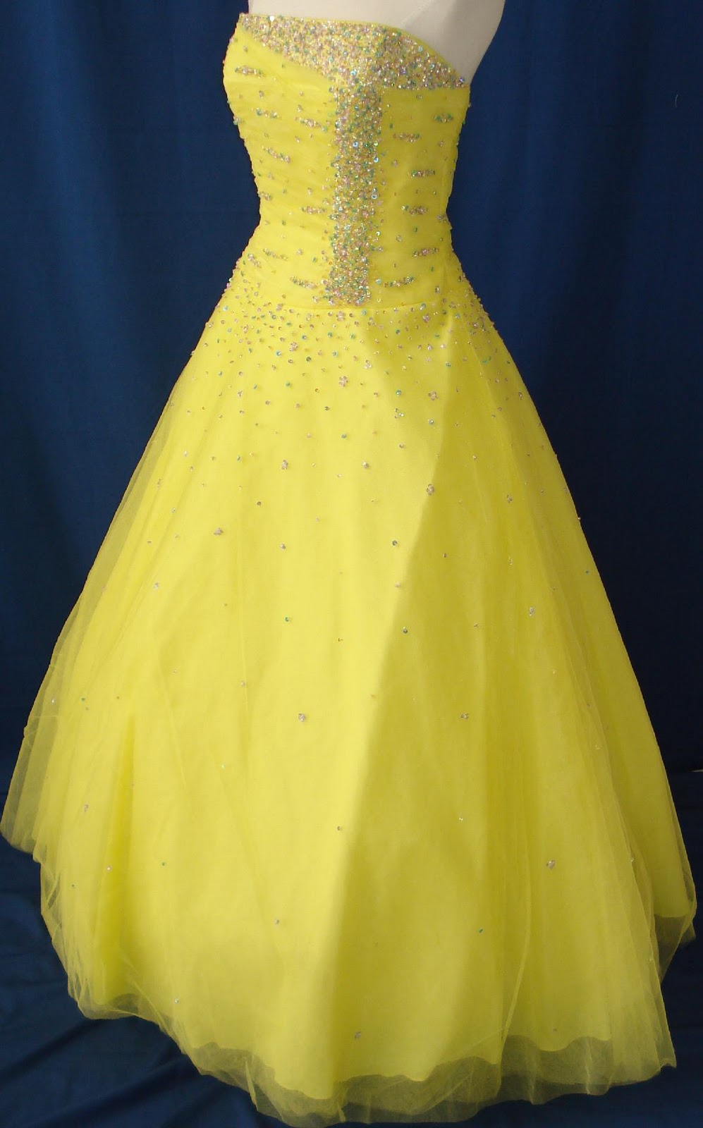 Someone You Dont Know. Prom =)