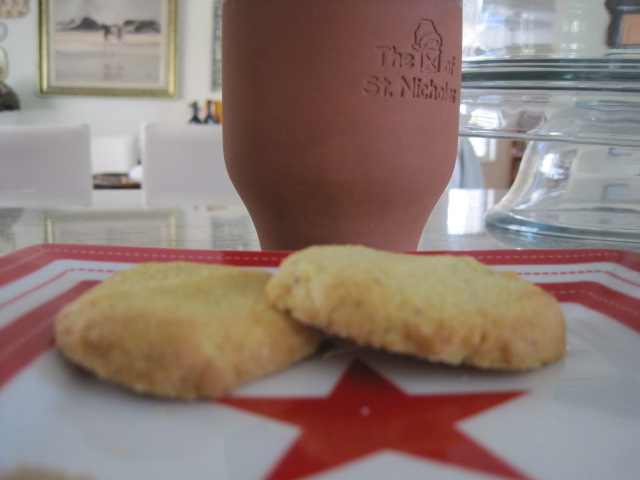 Christmas Cooking ~ Eggnog Cookie Recipe via Keeping the Christmas Spirit Alive 365