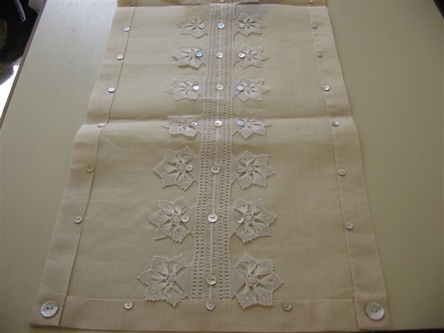 [AlmofadaestTKDetCft.JPG]