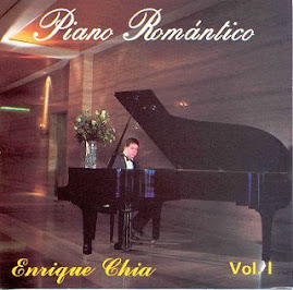 Enrique Chia y su Piano