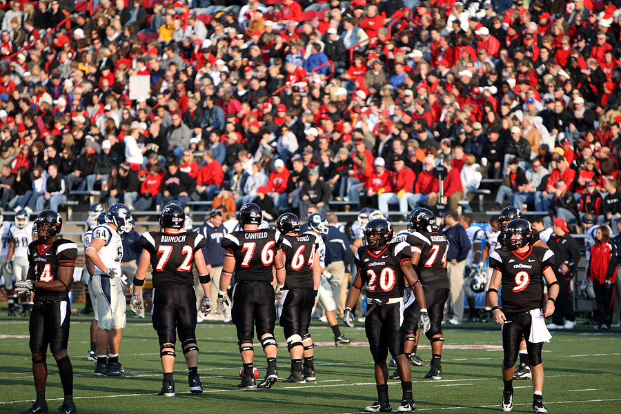 United States Sports.(American Football)