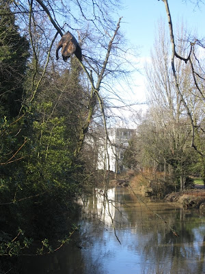 View of the river Leam from the pump room gardens footbridge