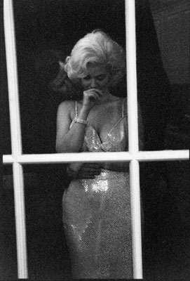 [Marilyn-Kennedy-dress_L.jpg]