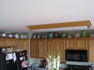 Lady Goats: Decorating Above Kitchen Cabinets