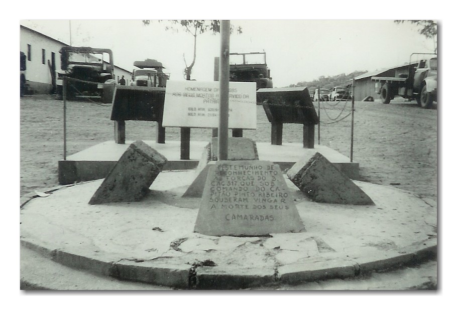 [Monumento+aos+mortos++Liberato.jpg]