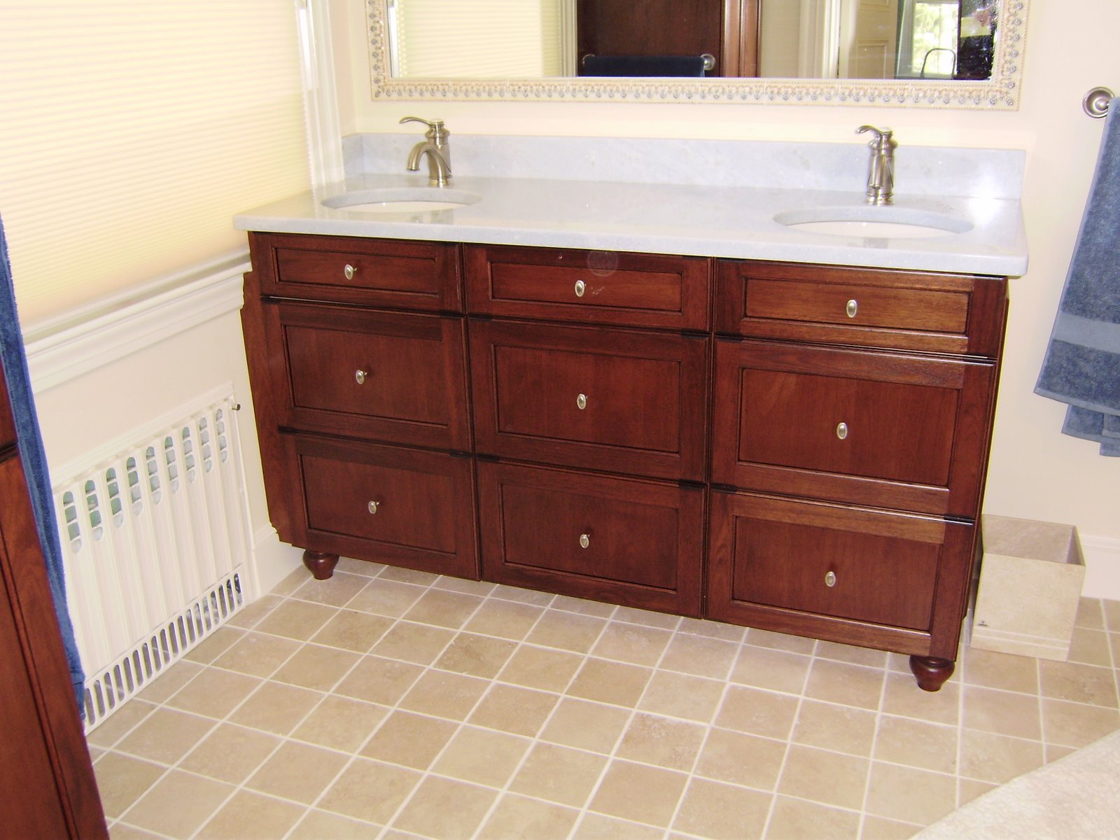 [vanity+after+P4100156.JPG]