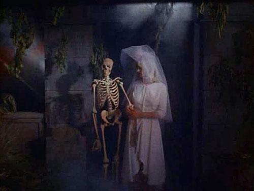 [ORGY+OF+THE+DEAD+05.jpg]