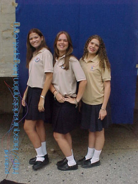 [n538572622_1383384_9860.jpg]