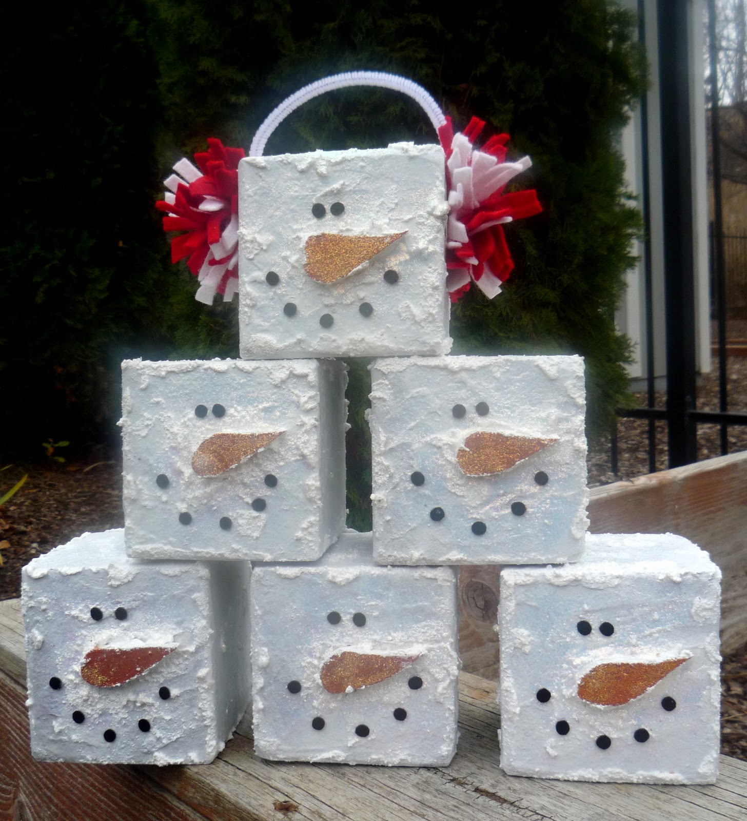 Crafty Sisters Snowman Cubes