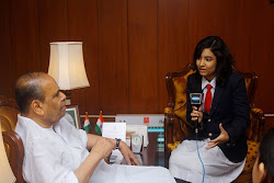 YJ Swati makes a point to the Governor of Maharashtra