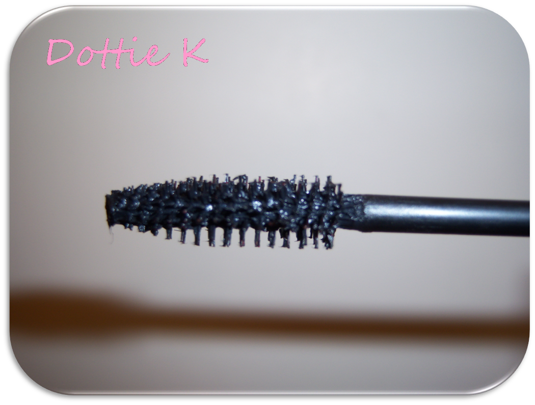 Kimtopia: Review: GOSH Intense Lashes Lengthening Mascara