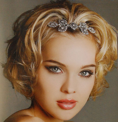 Bridal Hairstyles With Tiara. Wedding New Hairstyle