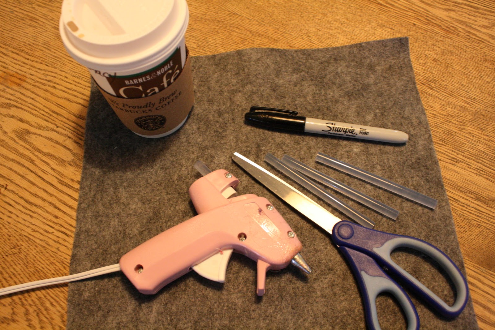 {wildflowerstudio} Coffee Sleeve Tutorial