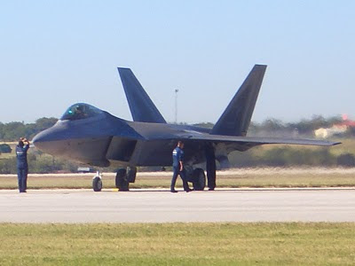 F-22 Raptor - Stop with Engines Running