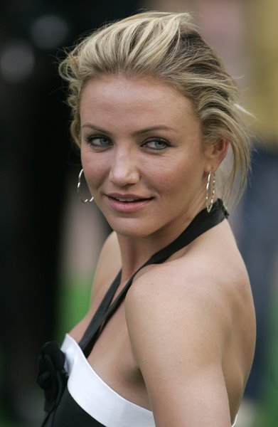 cameron diaz haircuts. Cameron Diaz updo haircut