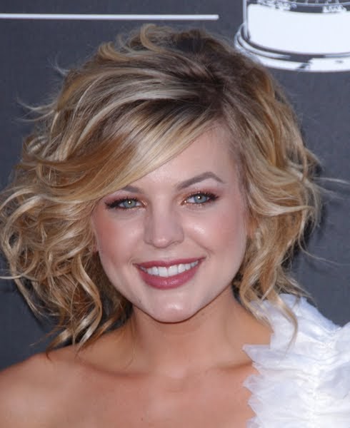 Online Beauty Salon: Kirsten Storms Latest Hairstyle, Makeup, Fashion ...