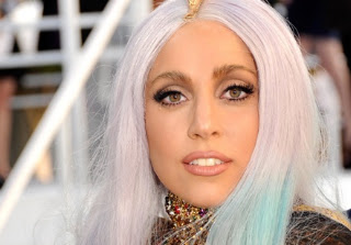 gaga-this-way-los-50-mejores-momentos-de-lady-gaga-en-2010-4-parte