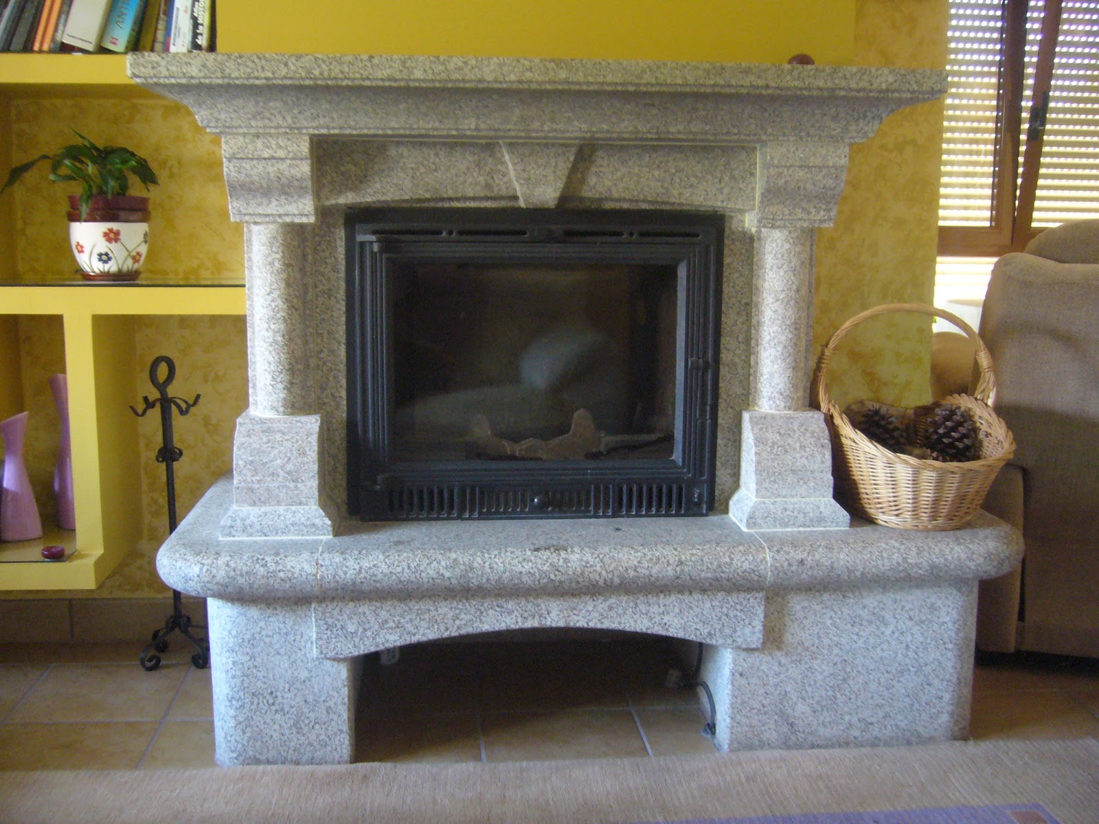 Caprichos con agullas : A chimenea de pedra/La chimenea de piedra