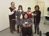 眼鏡の先生と美女たち5人