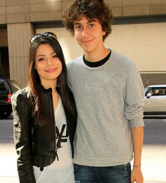 Blog De Disney Channel Y Nickelode n Miranda Cosgrove Estupenda En 