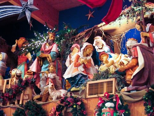 Bronner's: World's Largest Christmas Store - Just Short of Crazy