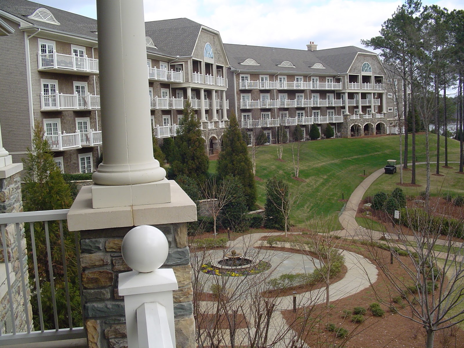 Francisco Cruz - Agricultura, Paisajismo, Césped deportivo: Reynolds