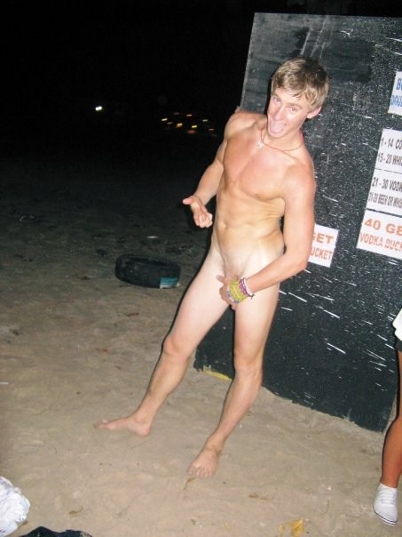 Nudist boys eats — 6