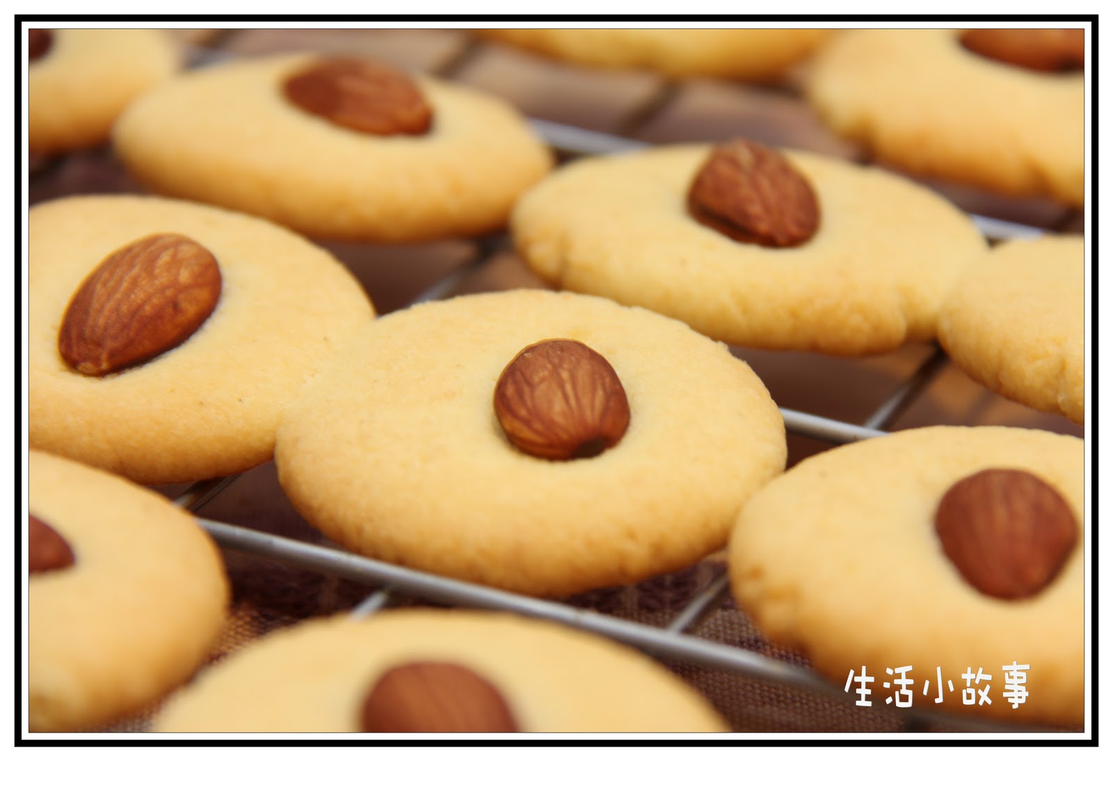 Christina's Lifestyle : 杏仁酥饼 Almond Cookies