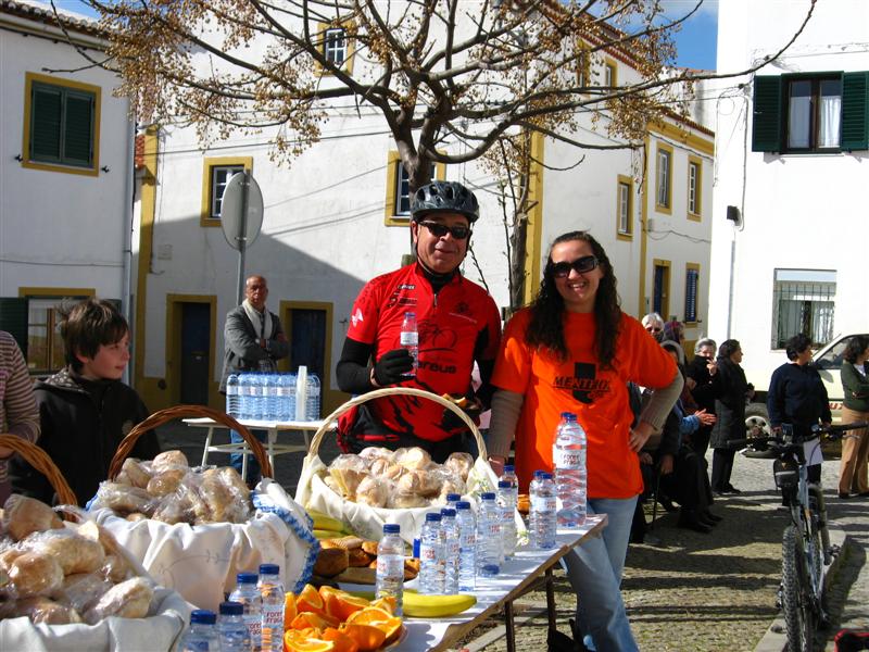 [IMG_0287+(Medium).JPG]