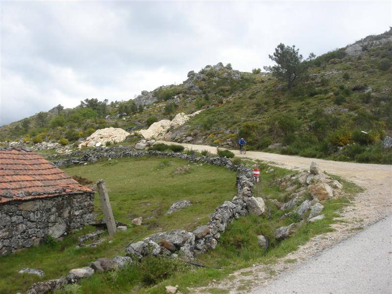 [Caramulinho+10+maio+173+(Medium).jpg]