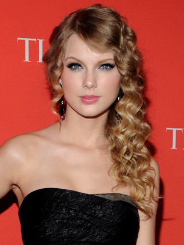 Taylor Swift Natural Hair, Long Hairstyle 2011, Hairstyle 2011, New Long Hairstyle 2011, Celebrity Long Hairstyles 2103