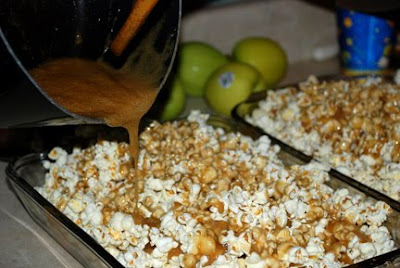 caramel popcorn