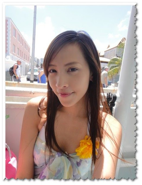 超正白色比基尼