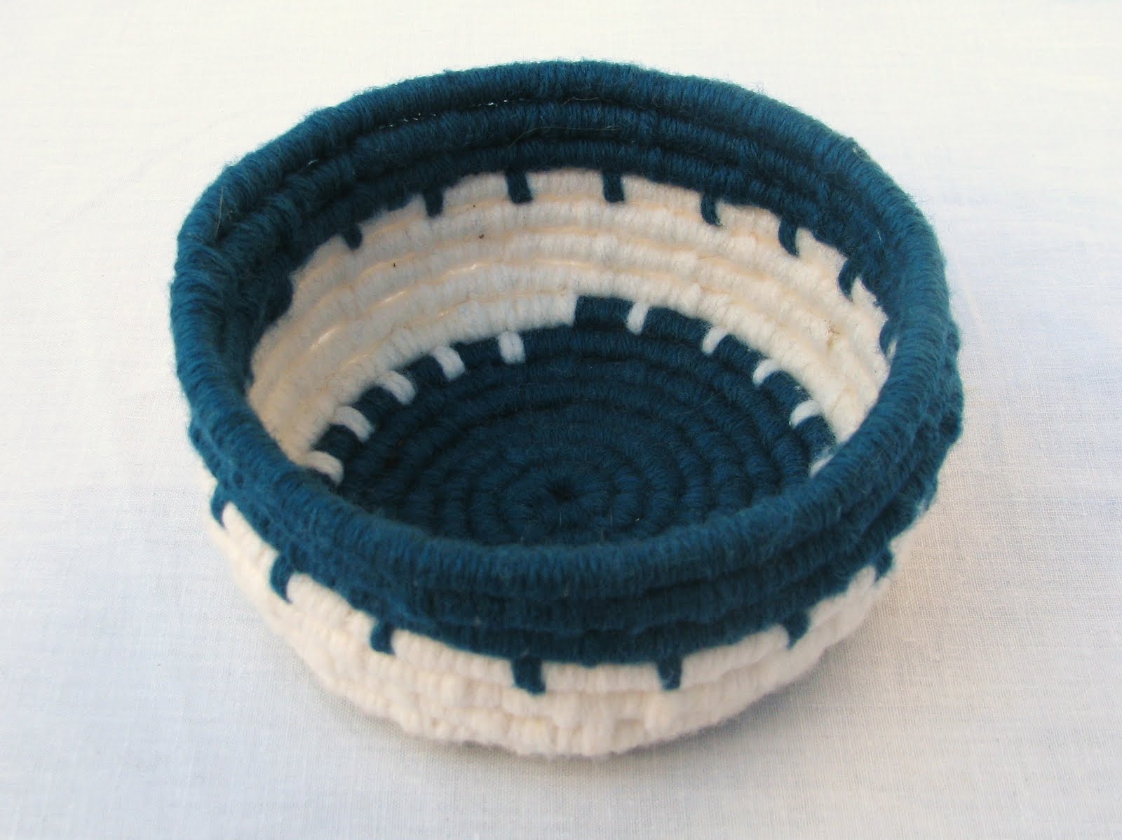 Grandma's Art Day Simple Basket Weaving Using Yarn