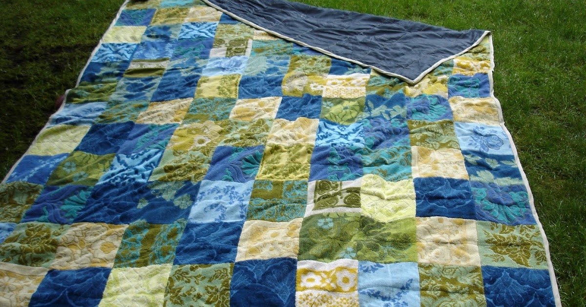 Seaddle Bags: Funky Bath Towel Quilt Finally Done!