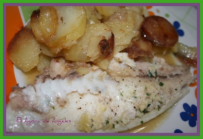  DORADA AL HORNO CON PATATAS 