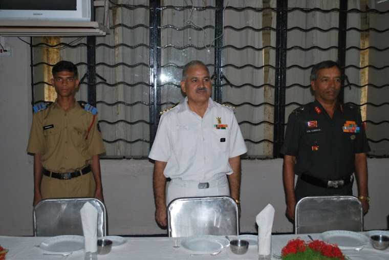 Maj Gen VSS Goudar with Principal Captain(IN) Jatinder Kumar & School Captain Channappa S Kondaguli