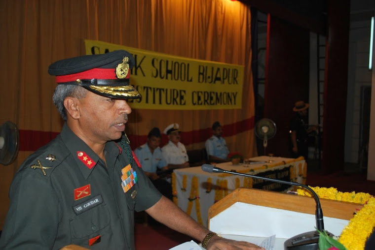 Maj Gen VSS Goudar addressing the Ajeets & Staff